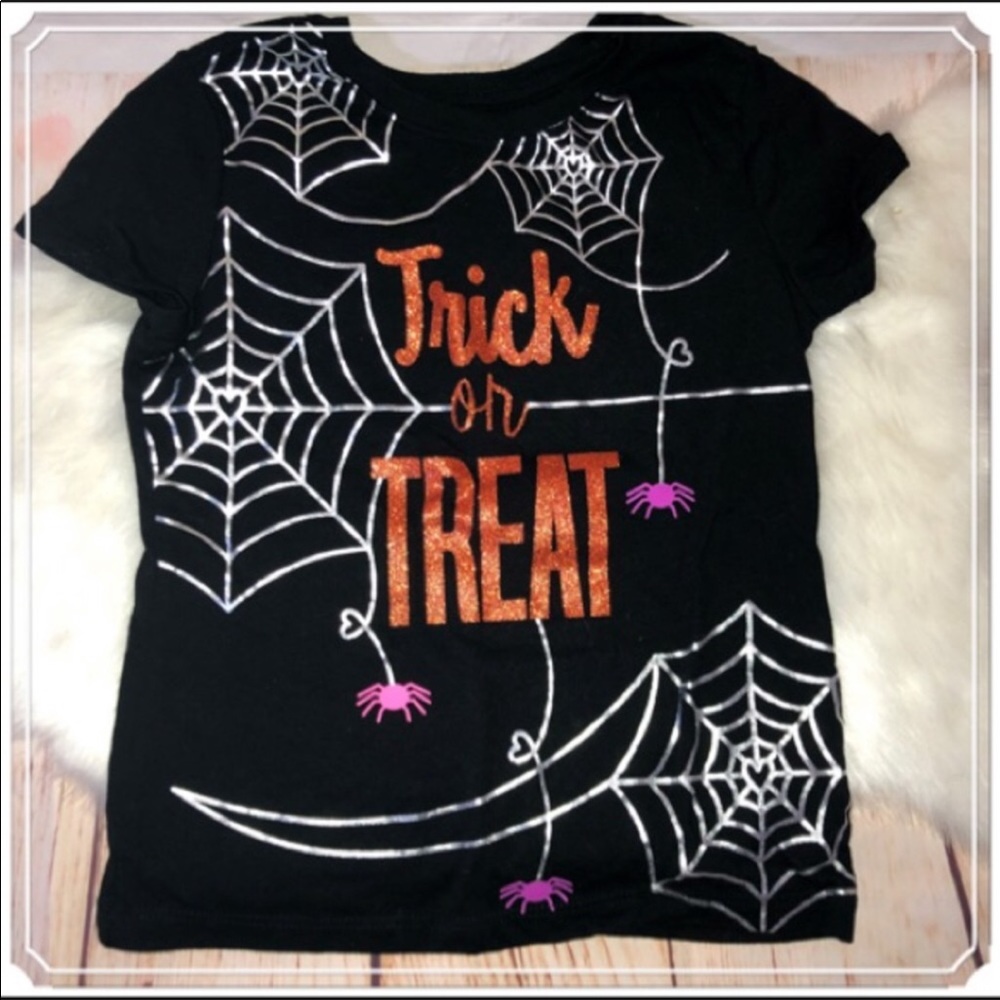 🌟 Halloween Trick or Treat Tee
